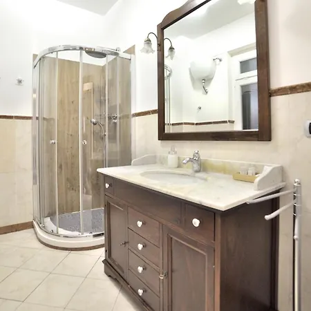 Fleminhouse A 10 Min Da San Pietro Apartment Rome